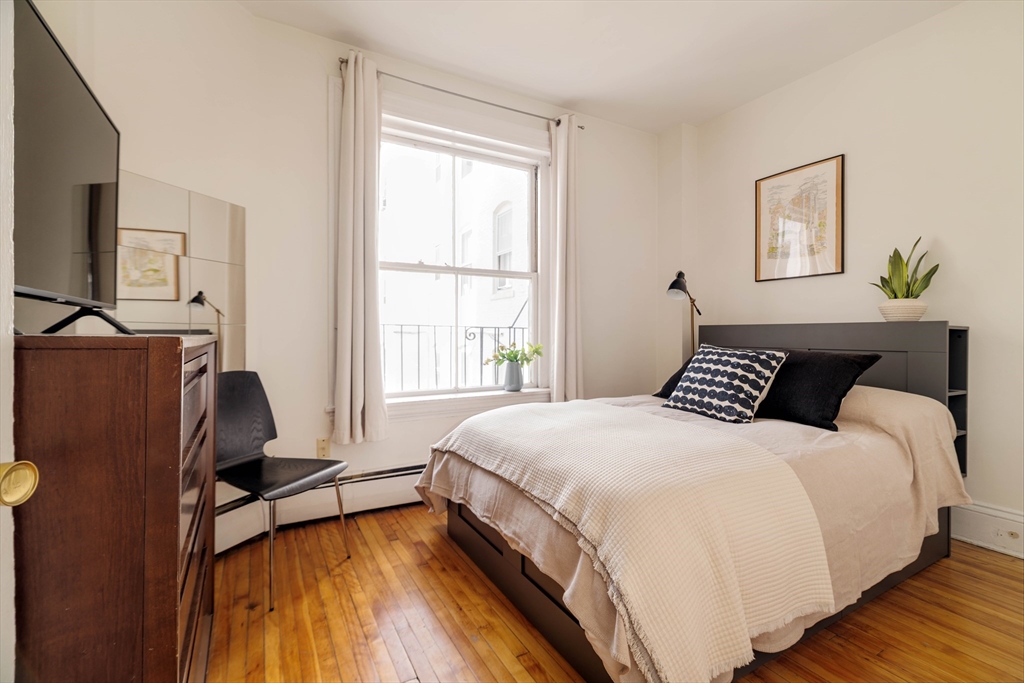 1800 Massachusetts Ave # 23