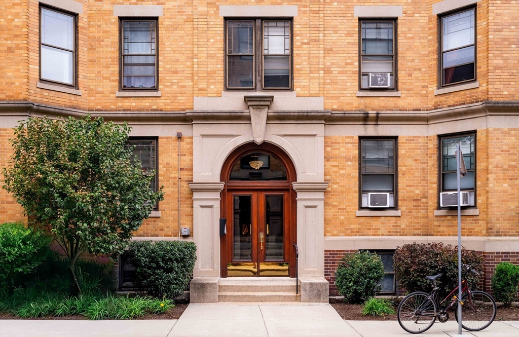 4 Newport Road # 7