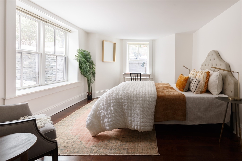 22 Clinton St # 22