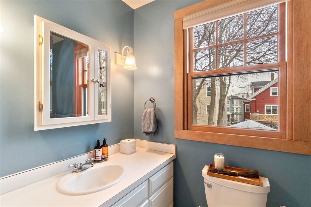 15 Mount Vernon Street # 8