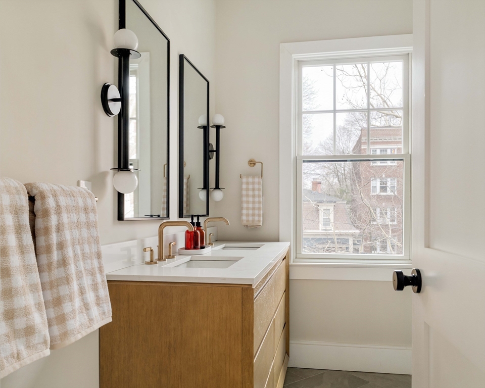 20 Wendell Street # 1