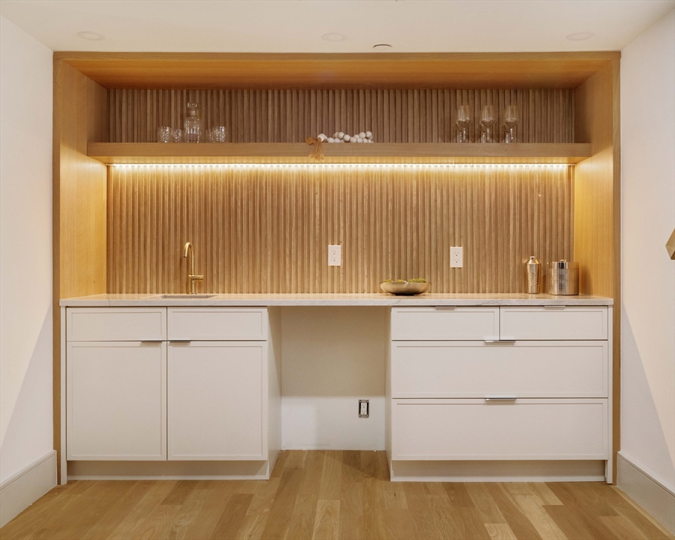 20 Wendell Street # 3