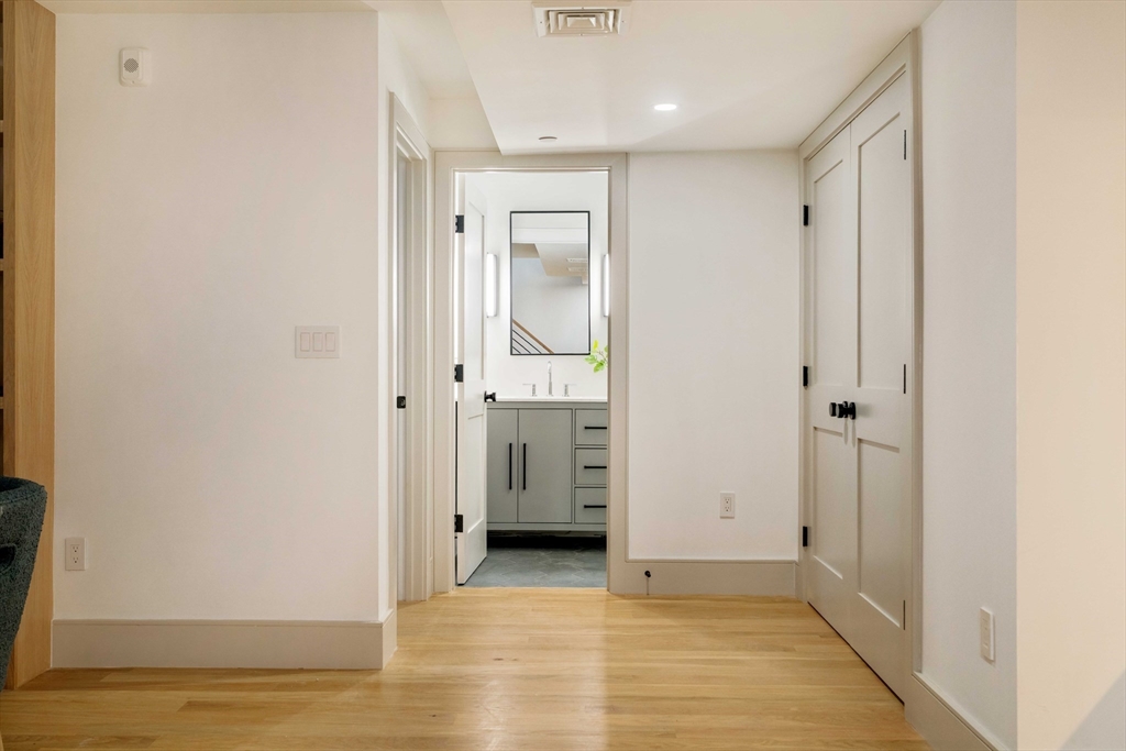 20 Wendell Street # 3