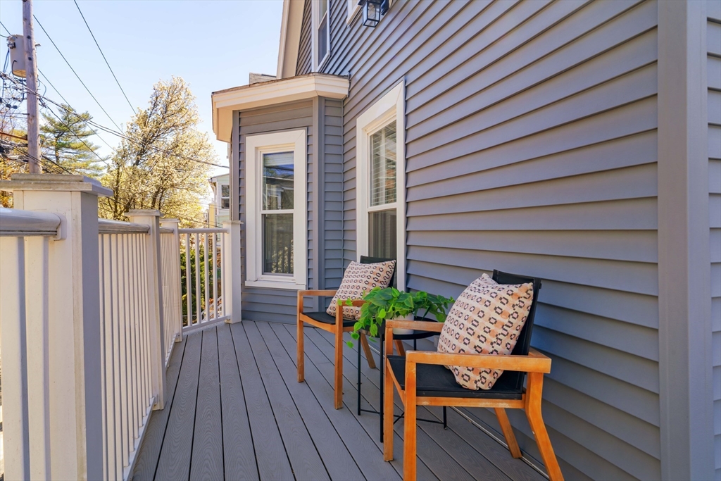 190 Morrison Ave # 2