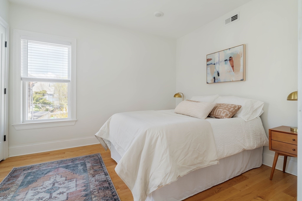 190 Morrison Ave # 2