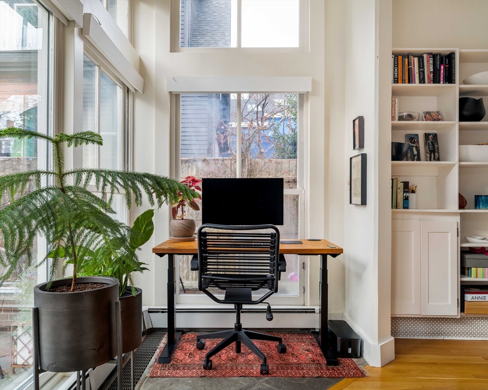 61 Dana Street # 4