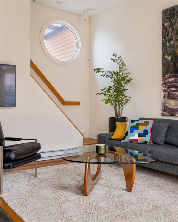 61 Dana Street # 4