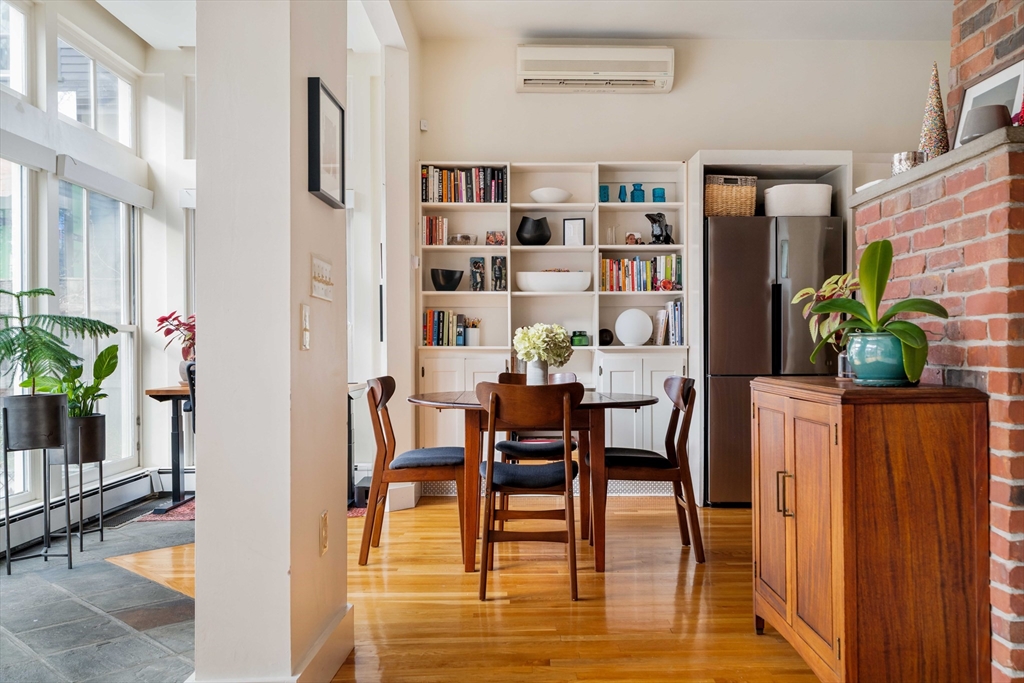 61 Dana Street # 4