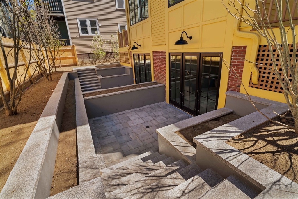23 Ellery Street