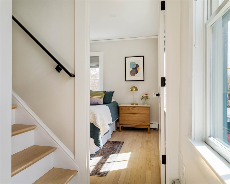 7 Sparks Street