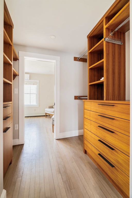 7 Sparks Street