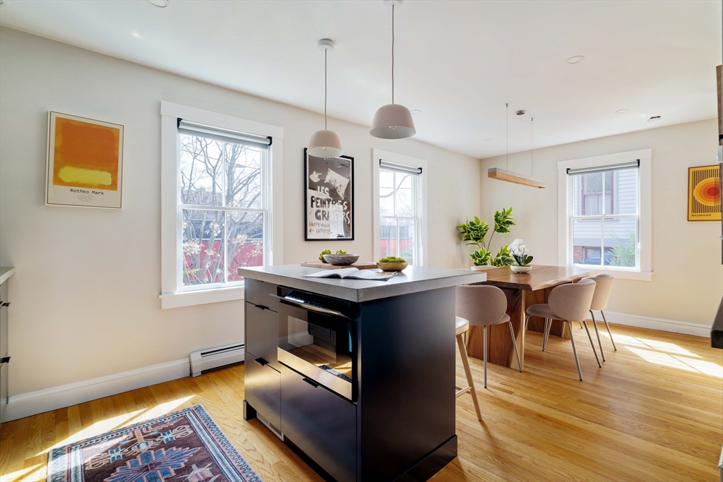 7 Sparks Street