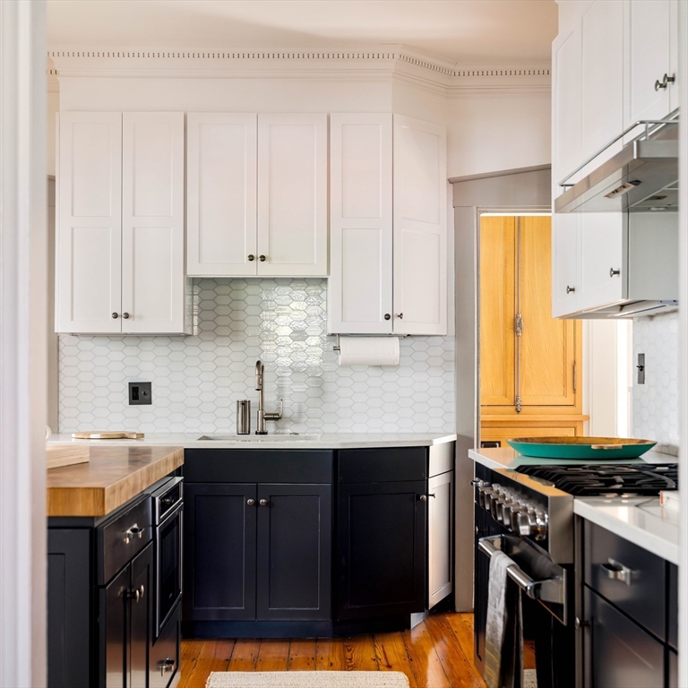 15 Loring Street