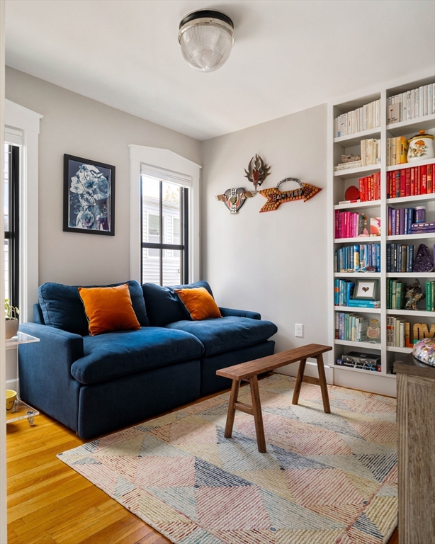 15 Loring Street