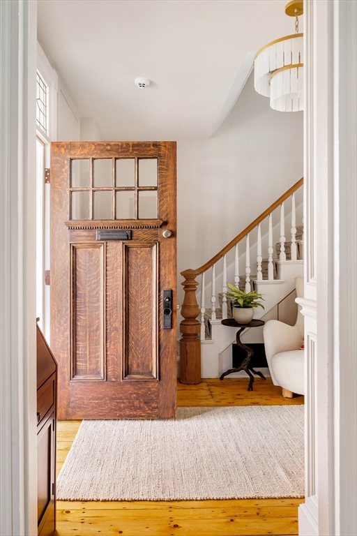 15 Loring Street