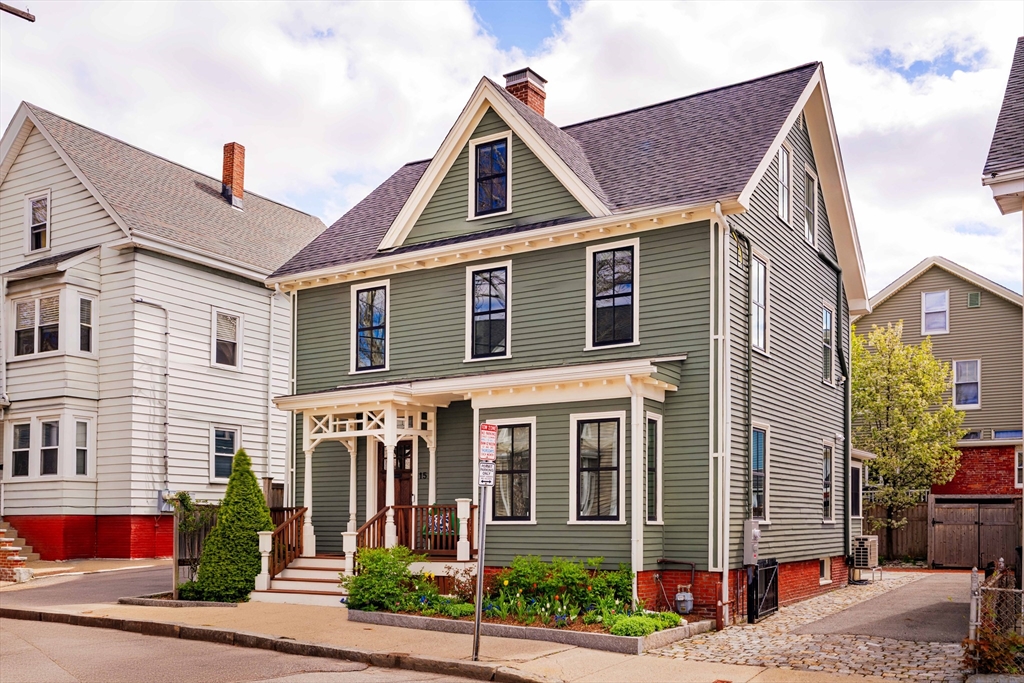 15 Loring Street