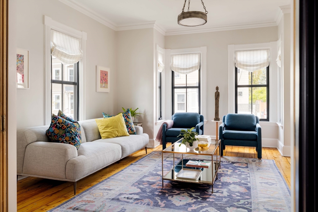 15 Loring Street