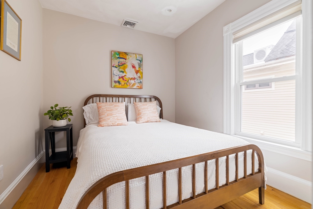 30 Concord Avenue # 2