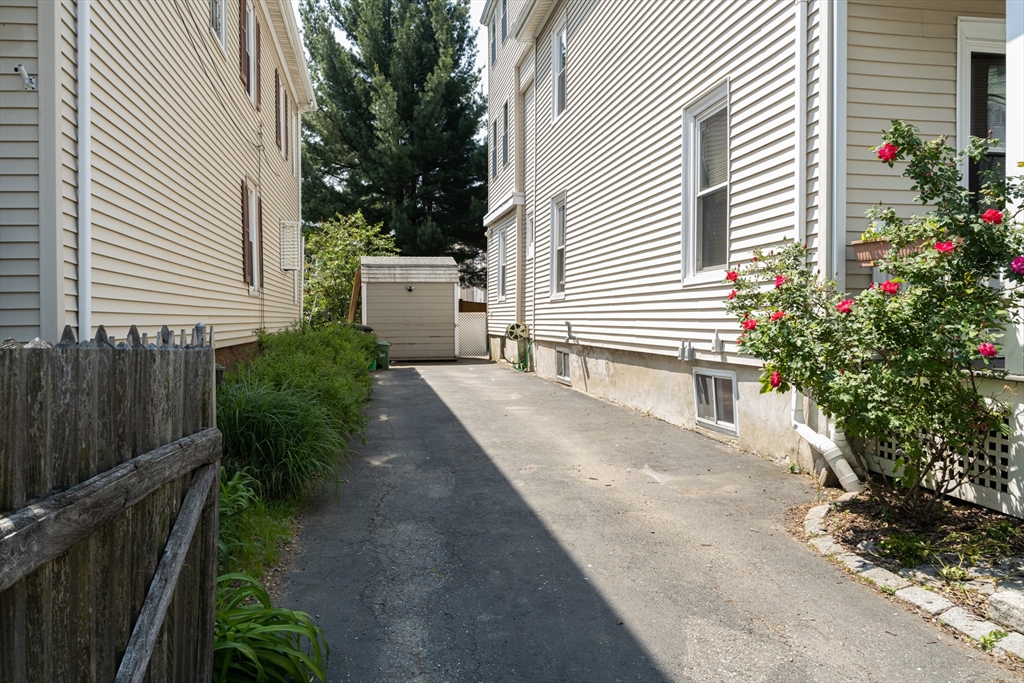 30 Concord Avenue # 2
