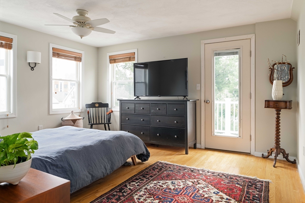 30 Concord Avenue # 2