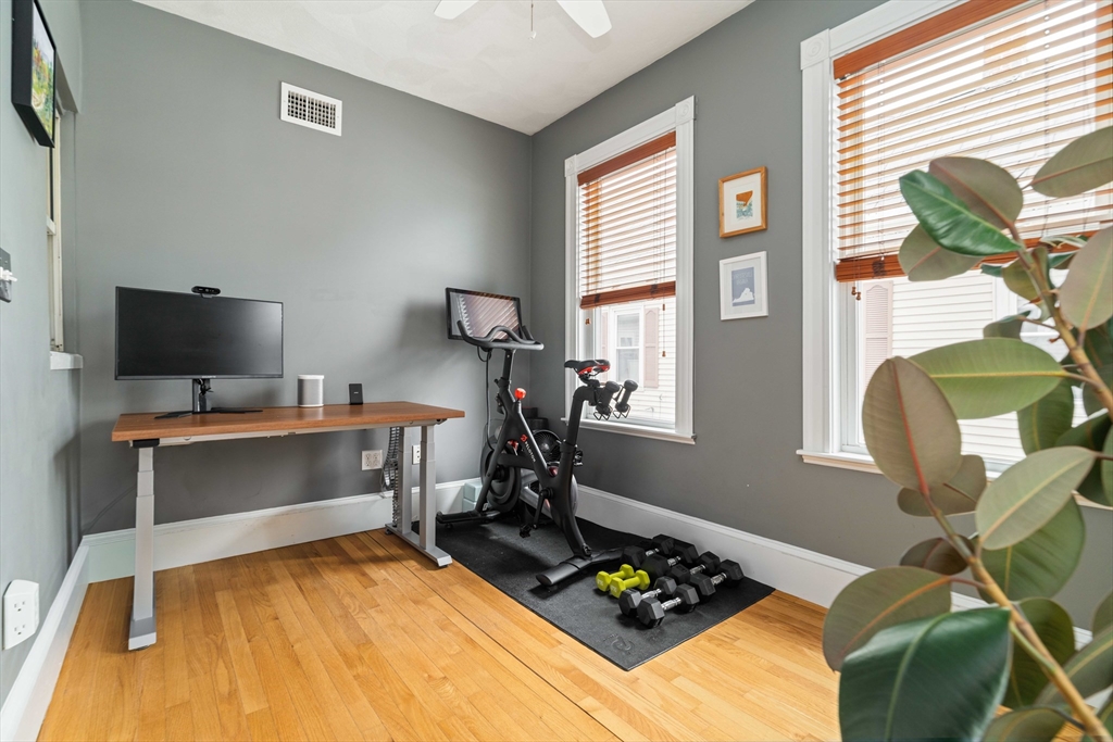 30 Concord Avenue # 2