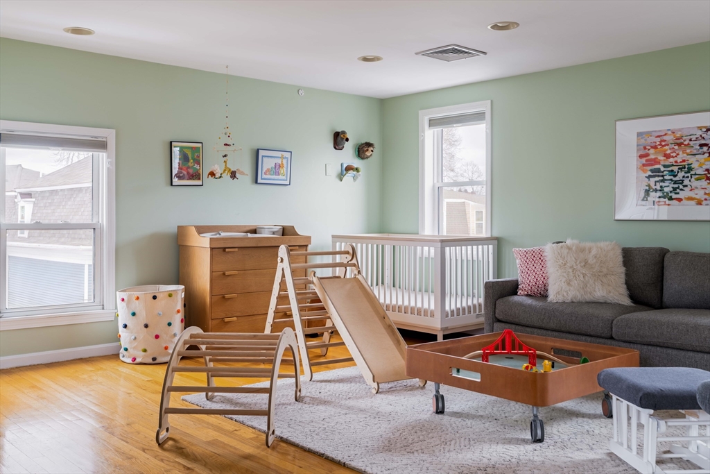 30 Concord Avenue # 2
