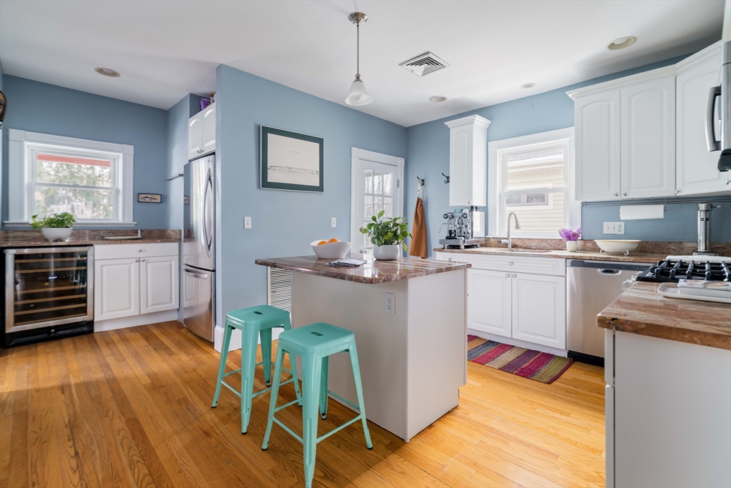 30 Concord Avenue # 2