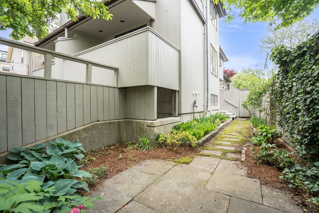 99-101 Larch Rd # 99