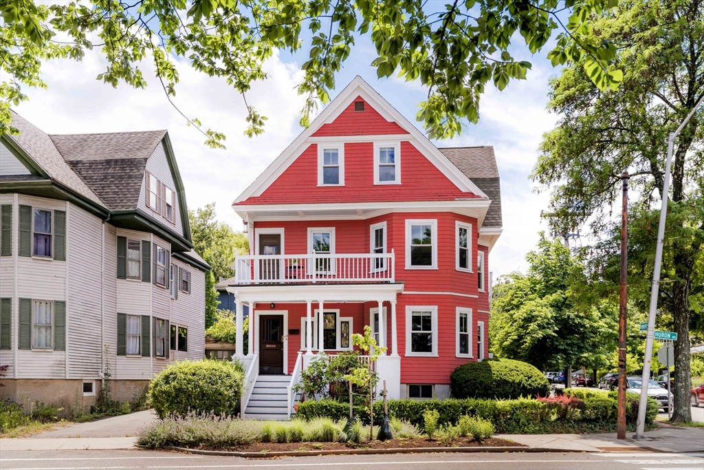 328 Huron Avenue