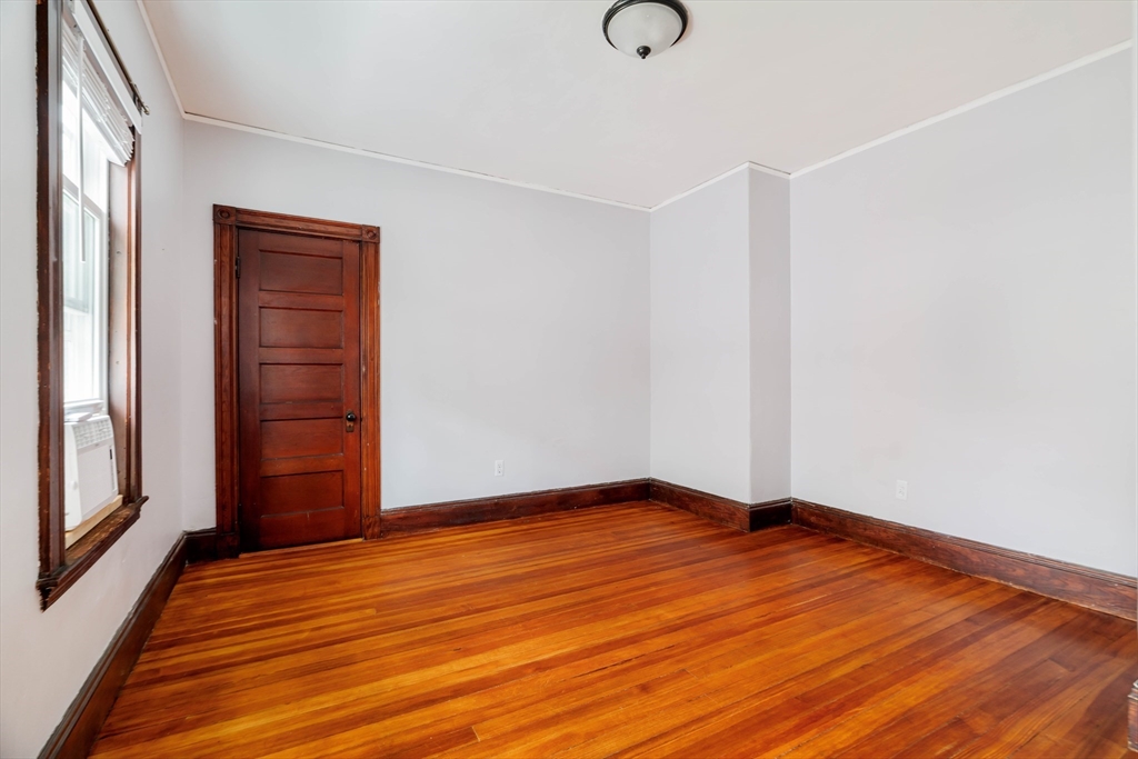 328 Huron Avenue