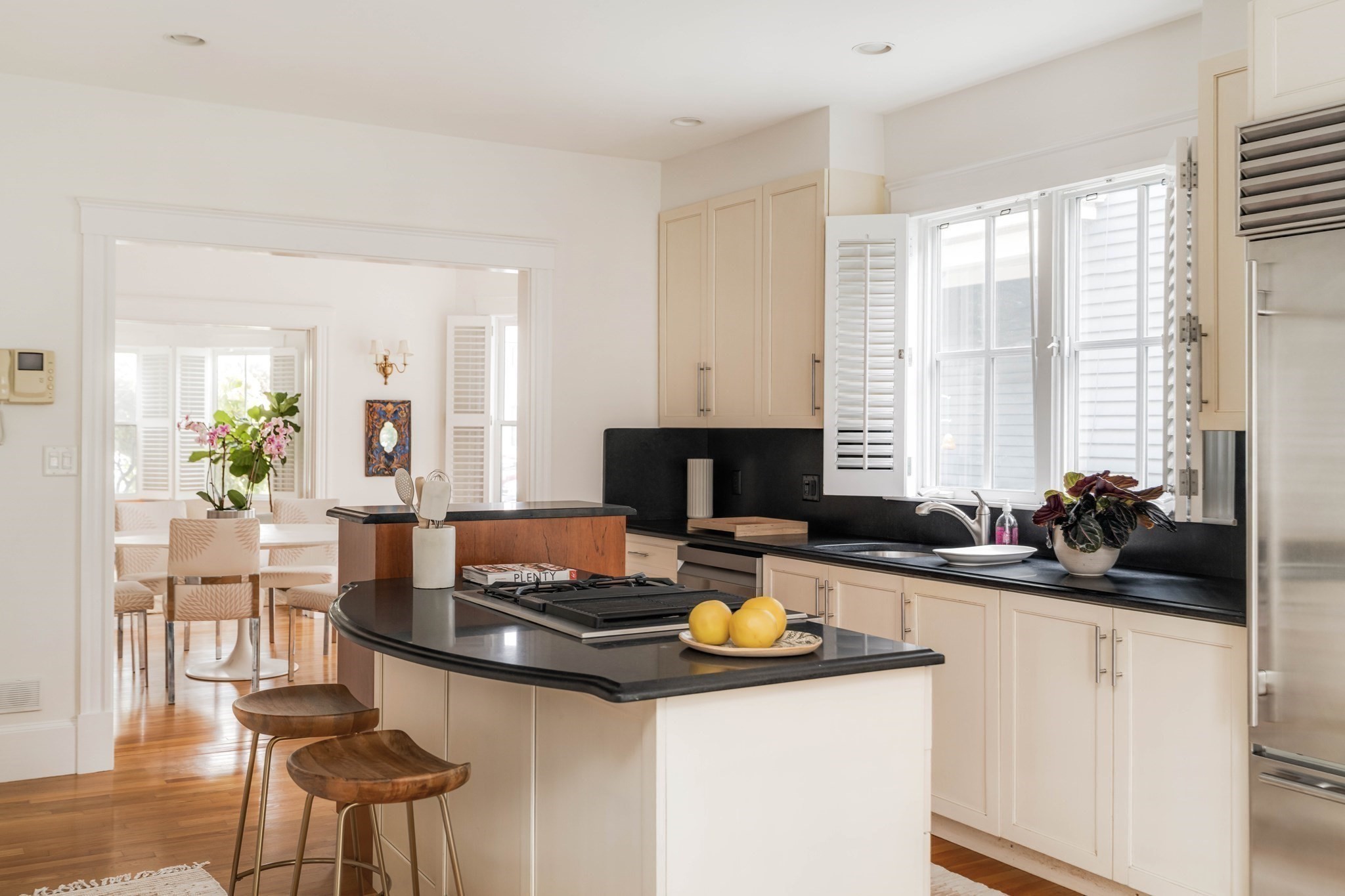 24 Langdon Street # 1