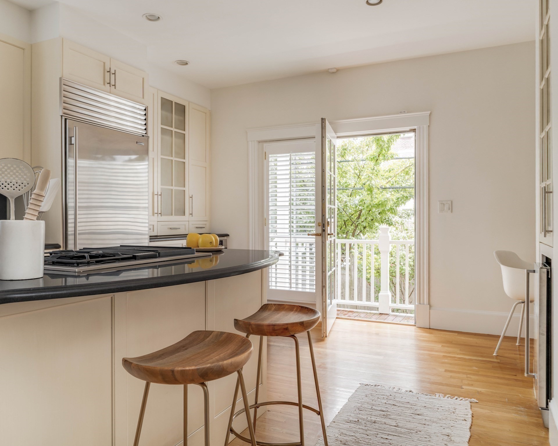 24 Langdon Street # 1