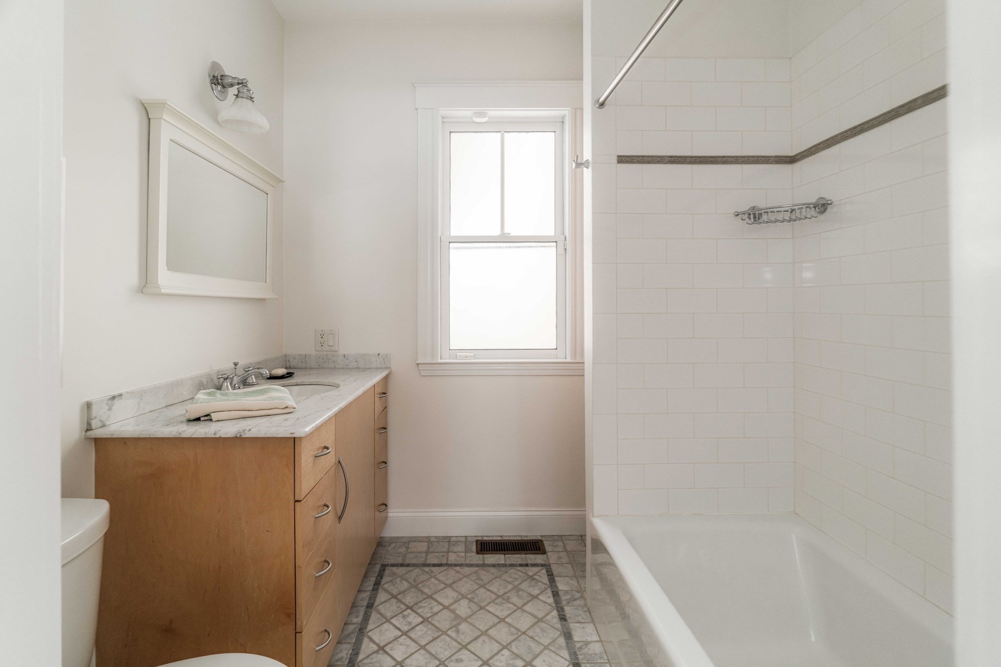 24 Langdon Street # 1