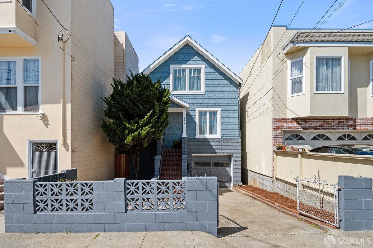 370 Edinburgh Street