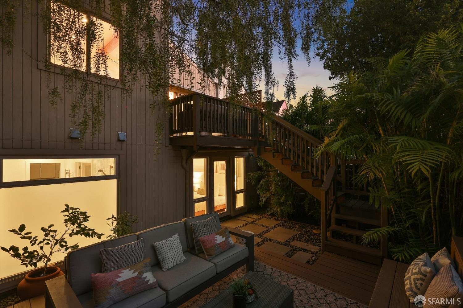 304 Moultrie Street