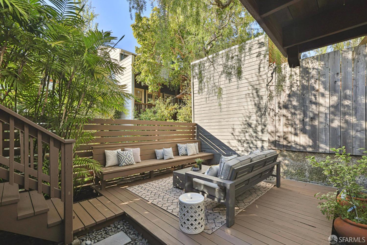 304 Moultrie Street
