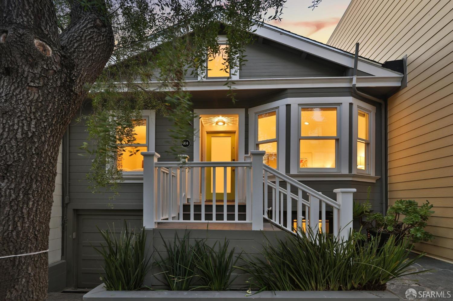 304 Moultrie Street