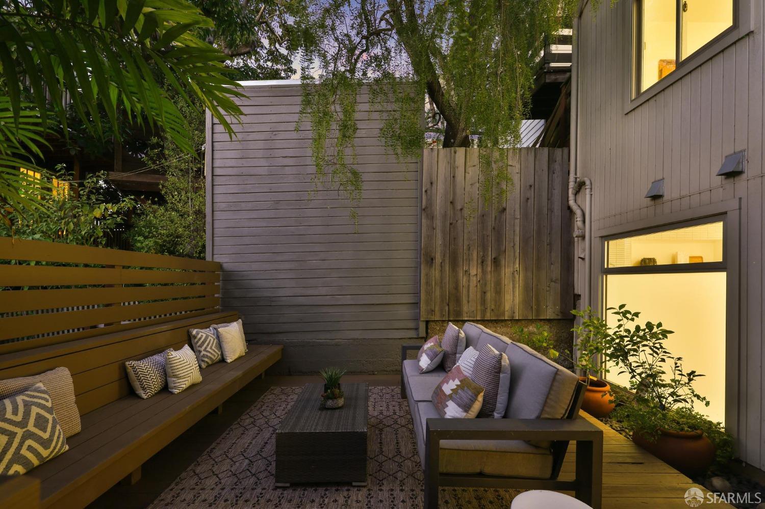 304 Moultrie Street