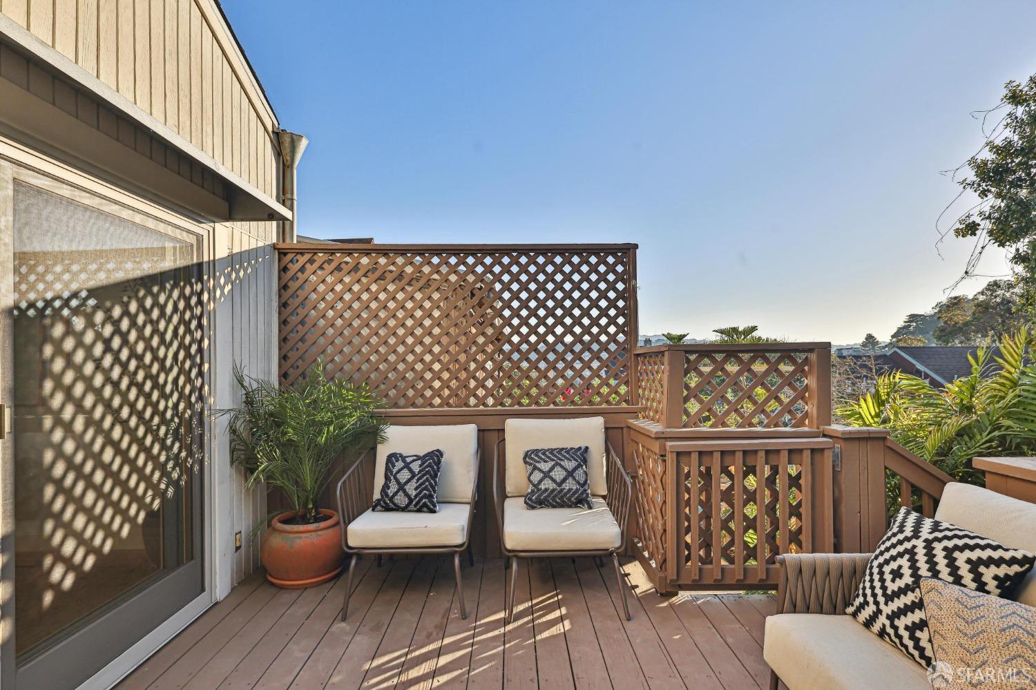 304 Moultrie Street