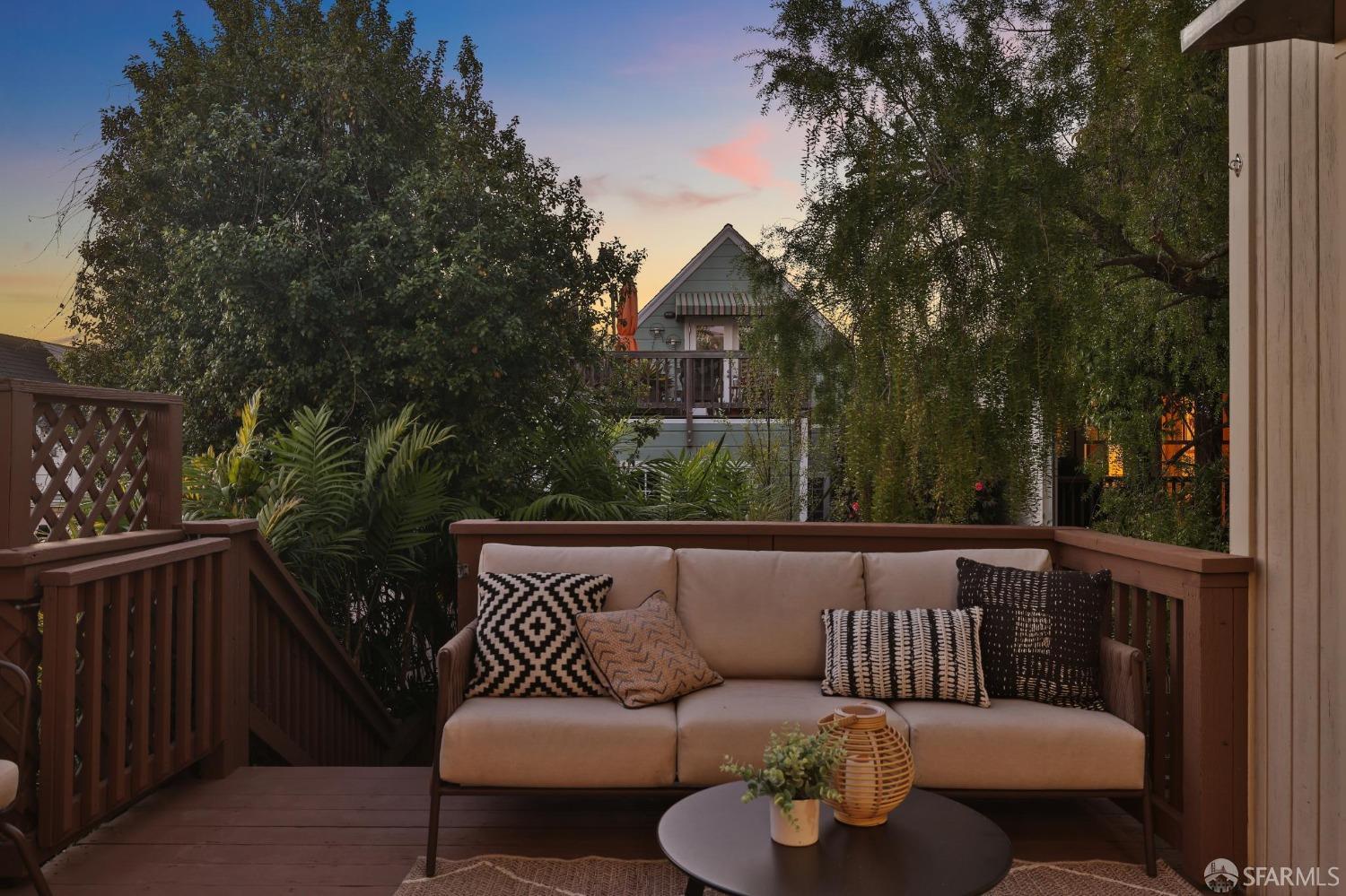 304 Moultrie Street