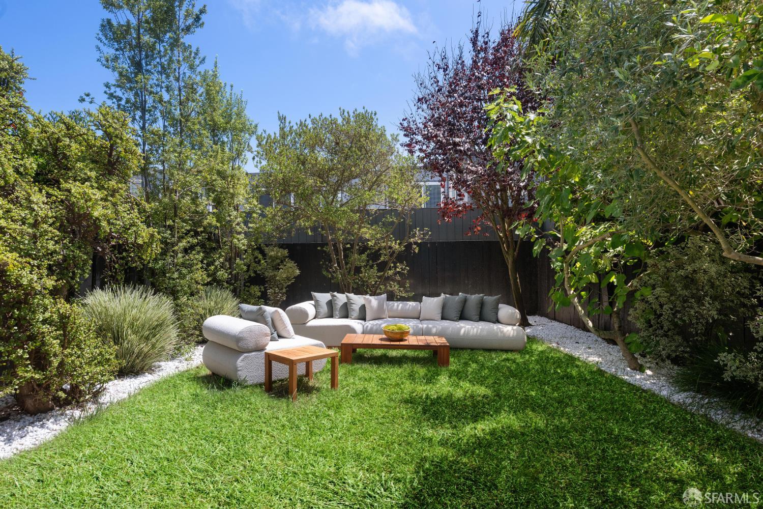 179 Brompton Avenue