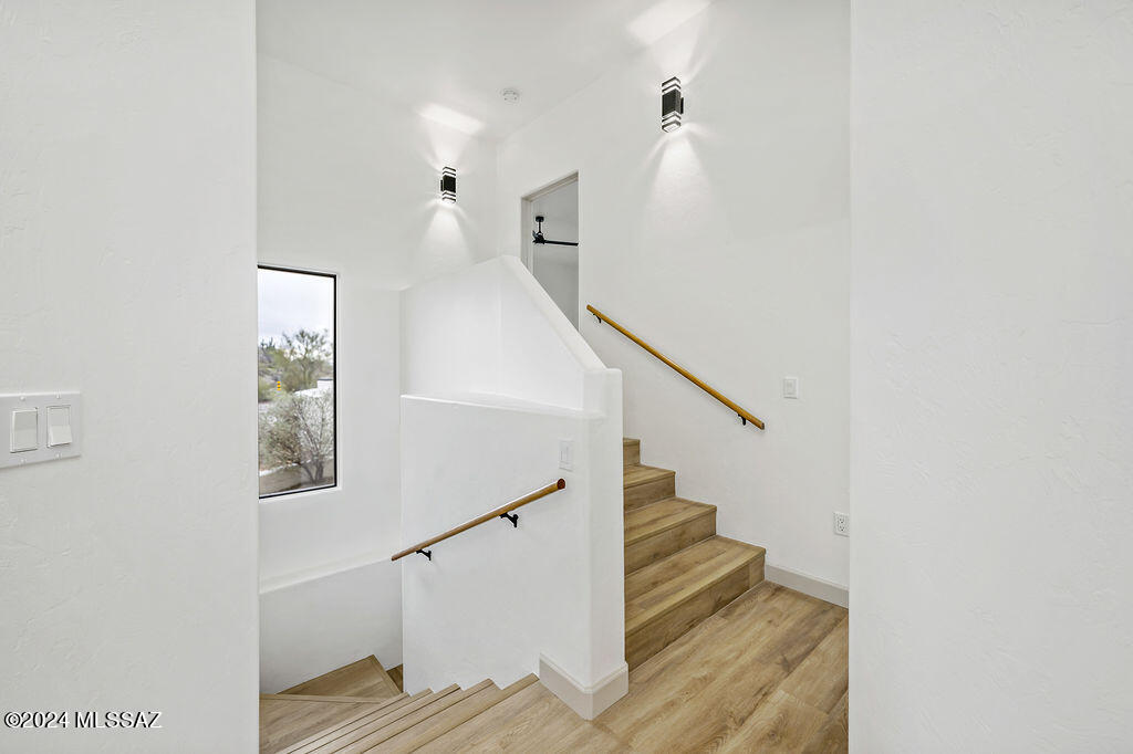 1030 W Roller Coaster Road