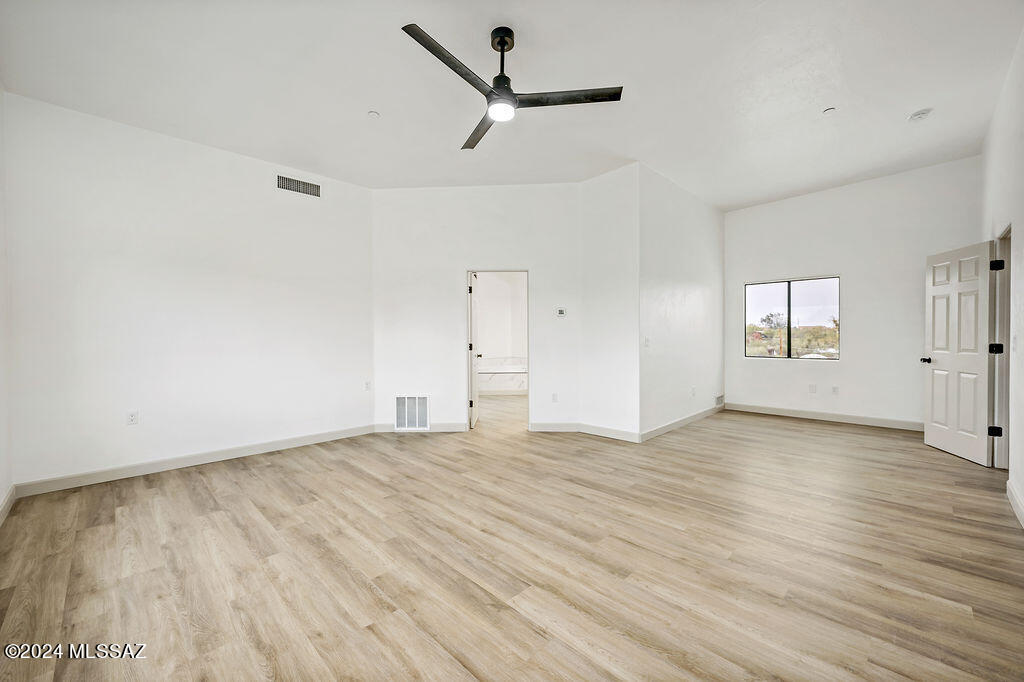 1030 W Roller Coaster Road