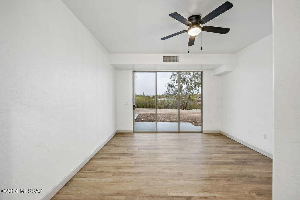 1030 W Roller Coaster Road