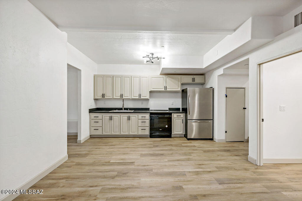 1030 W Roller Coaster Road