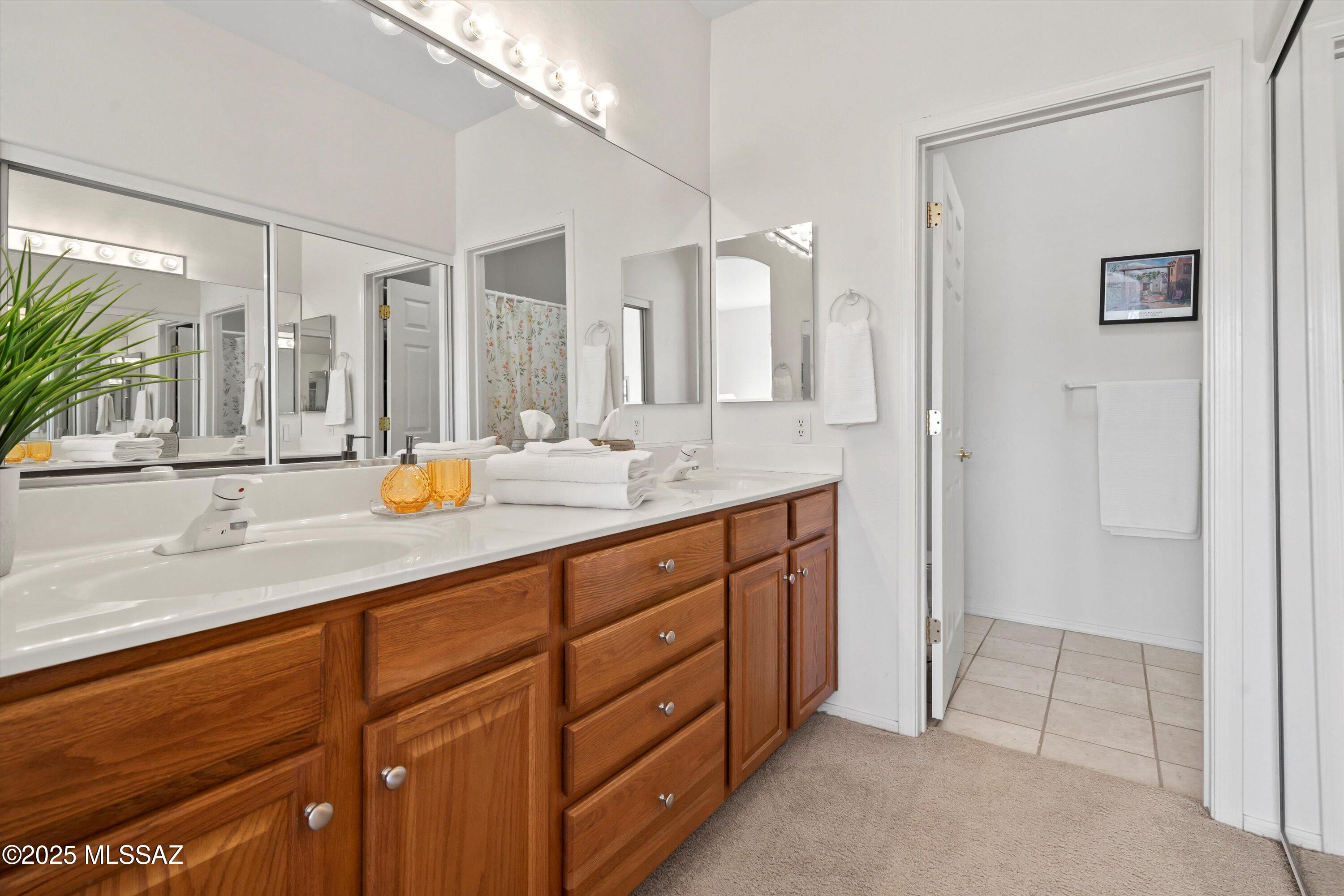 695 W Vistoso Highlands Drive Unit: 215