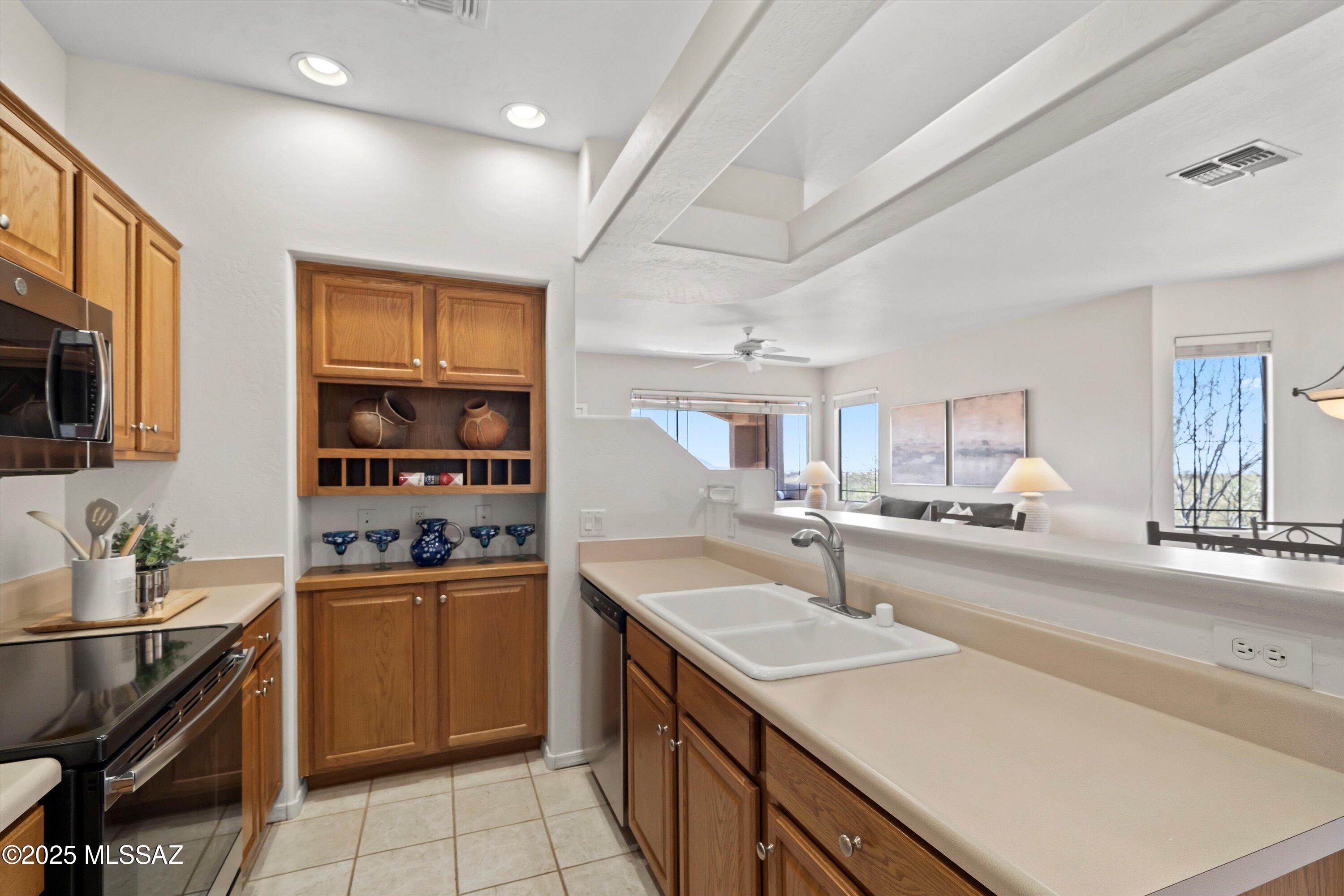 695 W Vistoso Highlands Drive Unit: 215