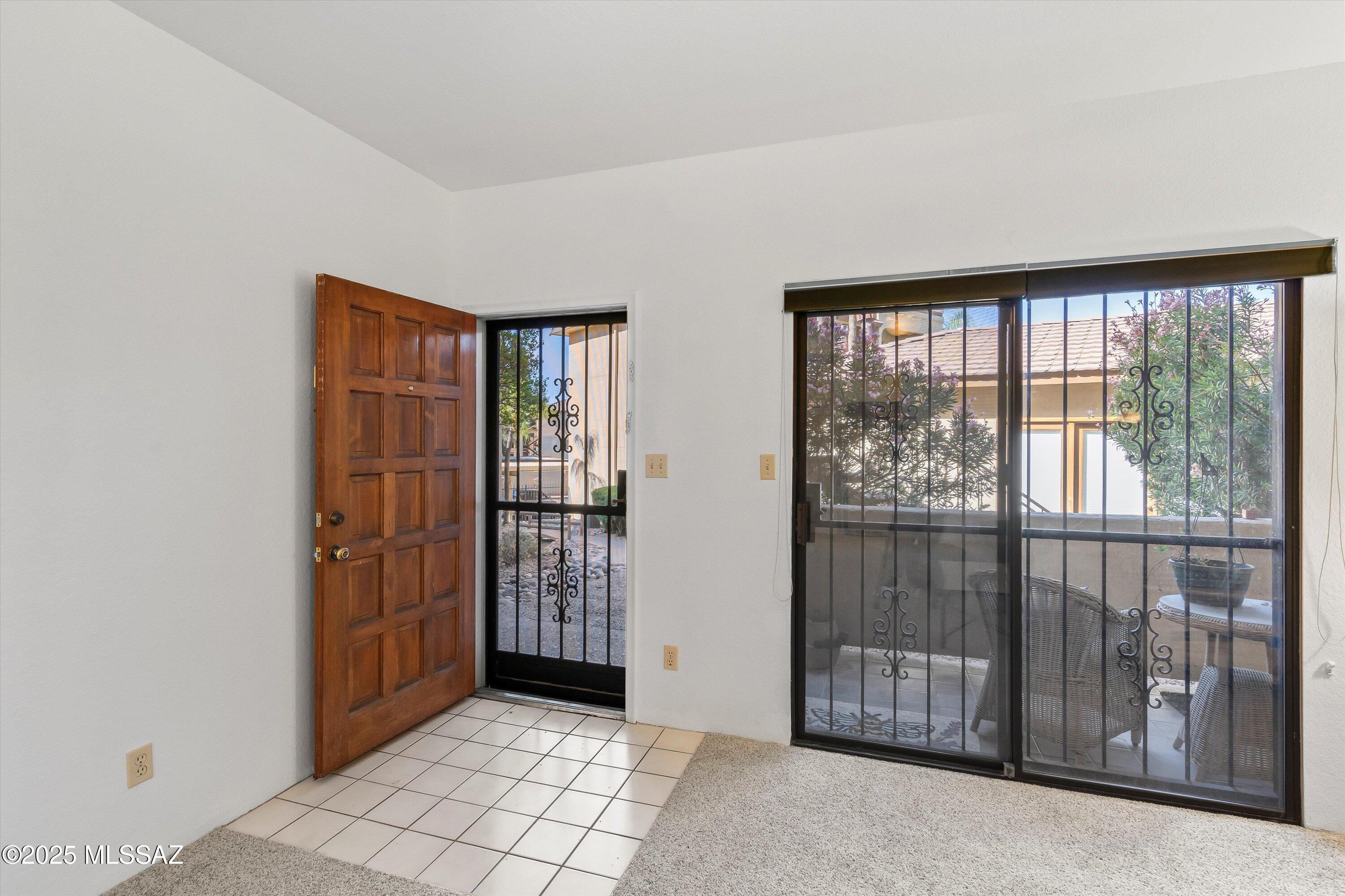 5500 N Valley View Road Unit: 101