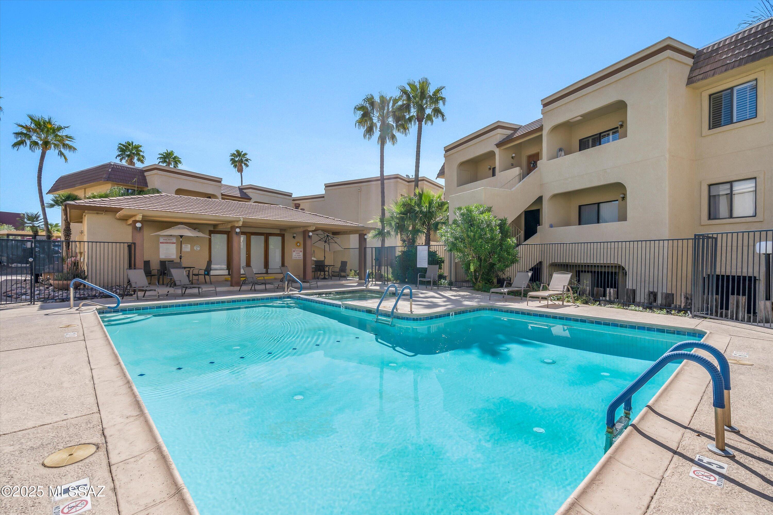 5500 N Valley View Road Unit: 101