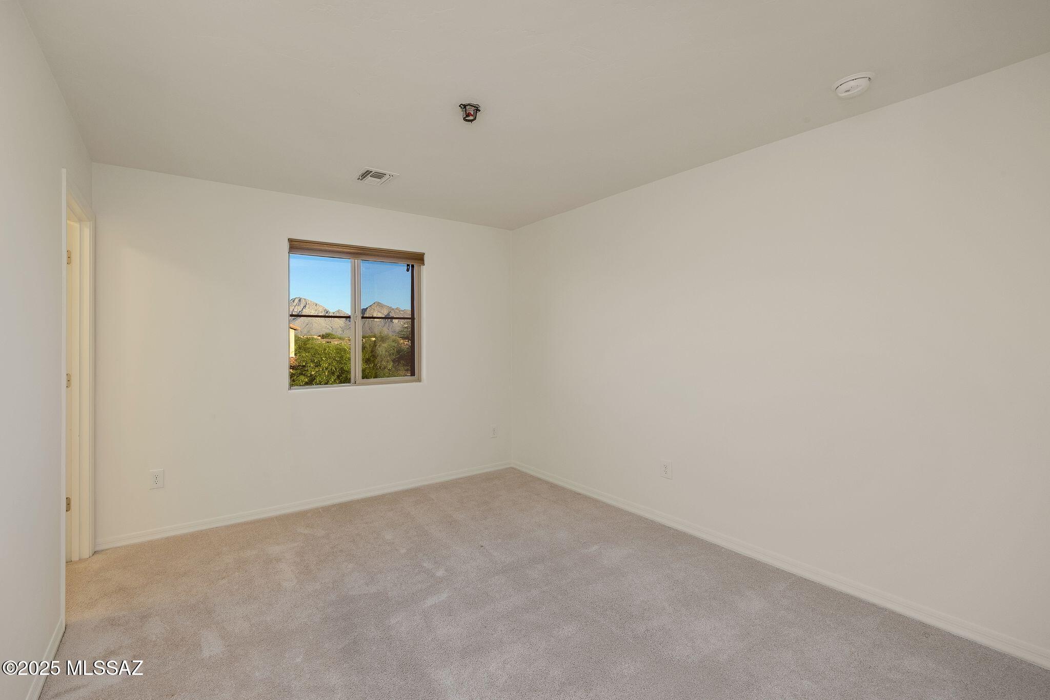 12825 N Oak Creek Drive